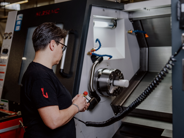 KEVE MACHINES 153